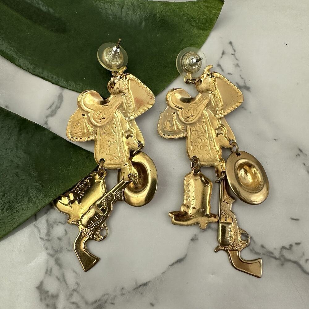 Vintage 90s Western Cowgirl Earrings Gold Tone Saddle Boots Hat Novelty Country - Picture 3 of 3